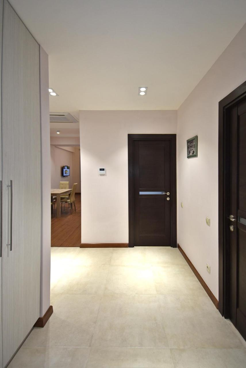 Luxury Apartment Just Near Republic Square #7 Yerevan Bagian luar foto